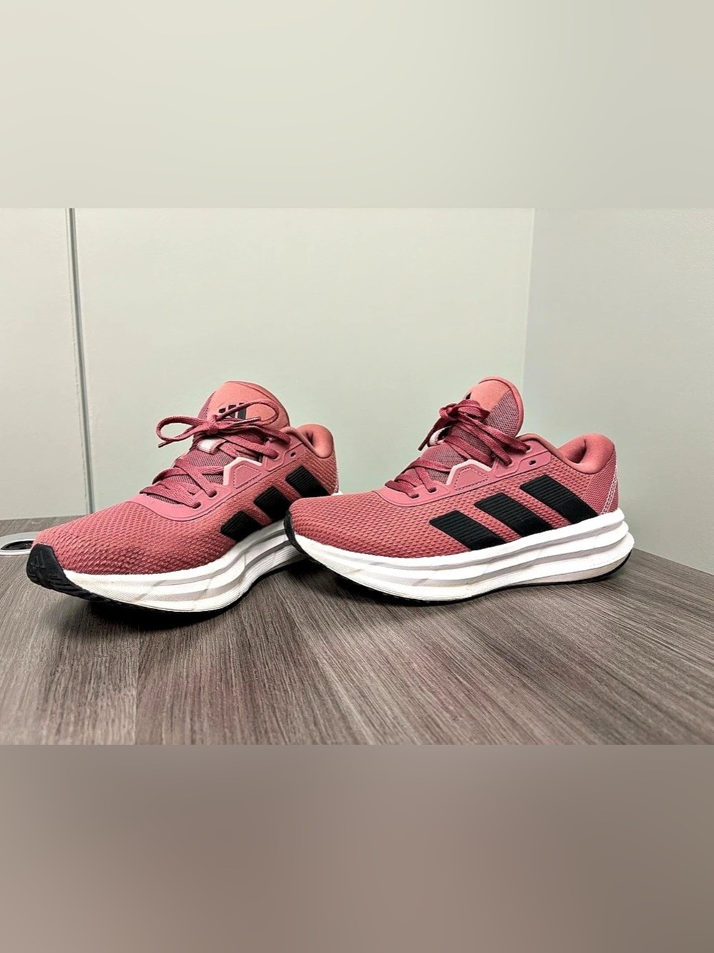 Adidas Cloudfoam Pink Black Running Sneakers Women’s Size 8